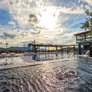 Marine Hotel